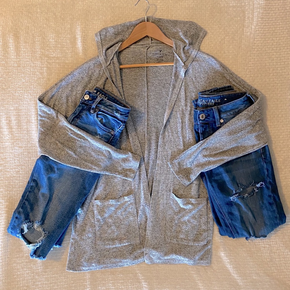 American Eagle jeans/cardigan bundle